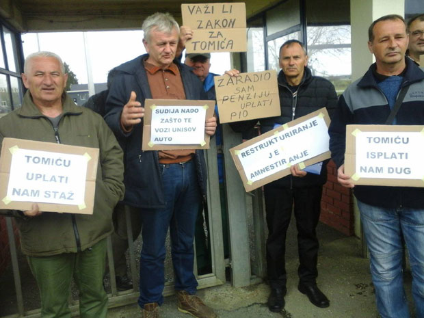 Унис на корак од стечаја!